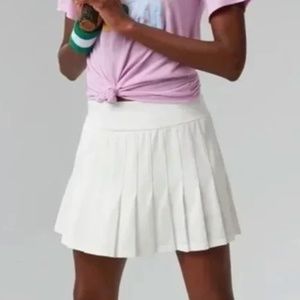 Tuckernuck White & Fresh Buds Tennis Skirt NWT Sport